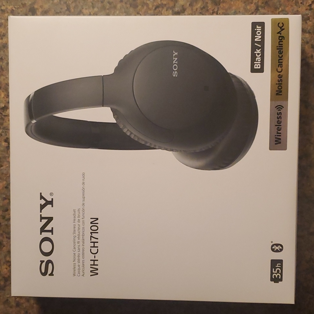 Sony -Wireless Noise-Cancelling Over-the-Ear Headphones - Black